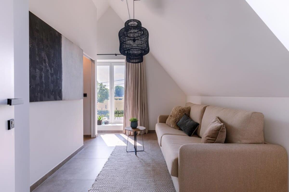 Huswell - Nadia - Family Room At Ranch "De Blauwe Zaal" บรูจส์ ภายนอก รูปภาพ