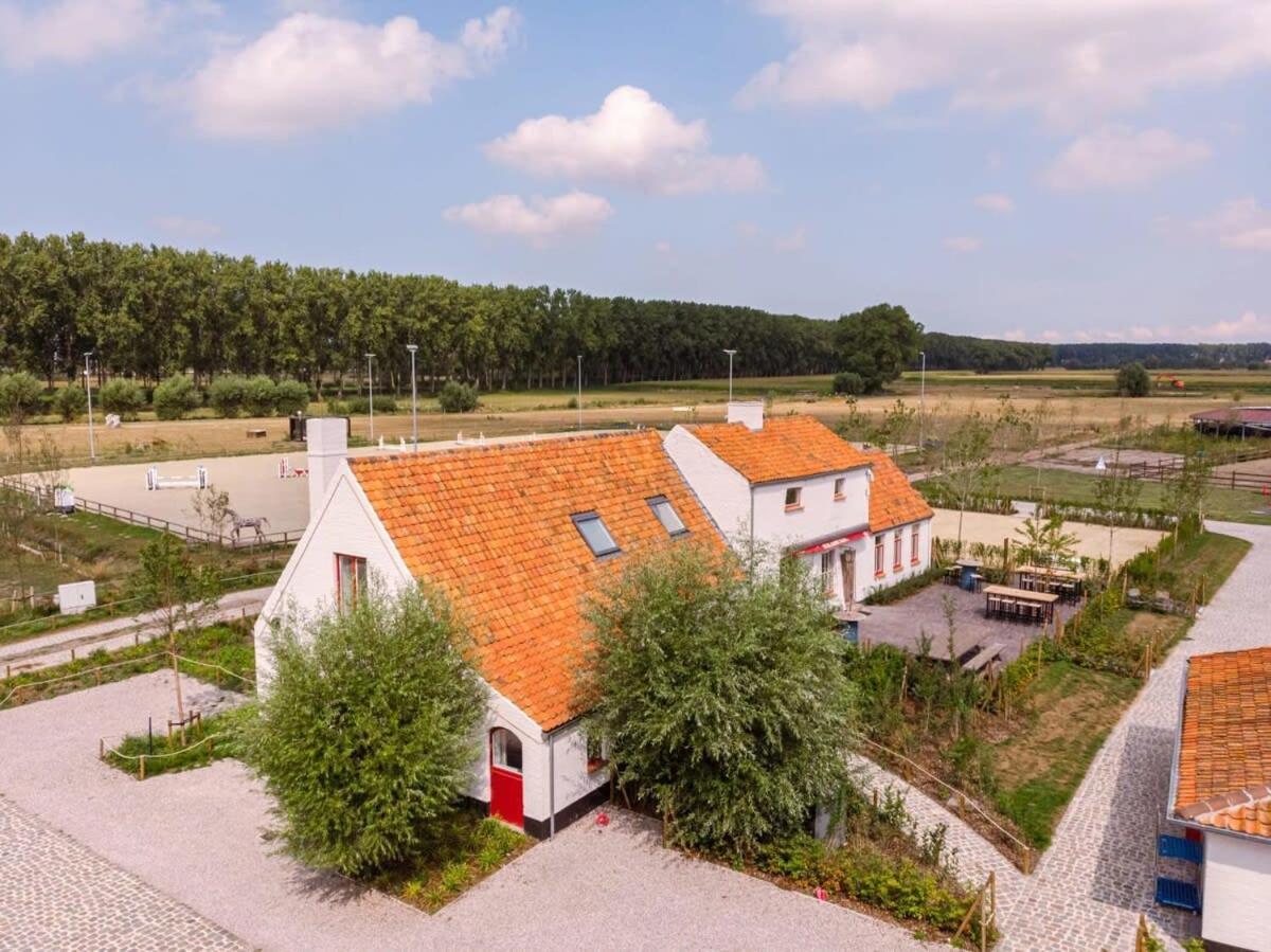 Huswell - Nadia - Family Room At Ranch "De Blauwe Zaal" บรูจส์ ภายนอก รูปภาพ