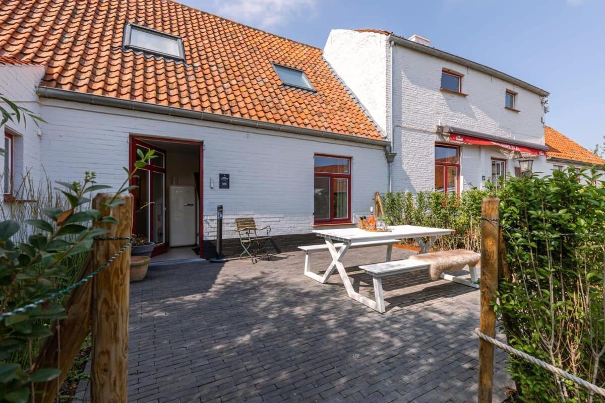 Huswell - Nadia - Family Room At Ranch "De Blauwe Zaal" บรูจส์ ภายนอก รูปภาพ