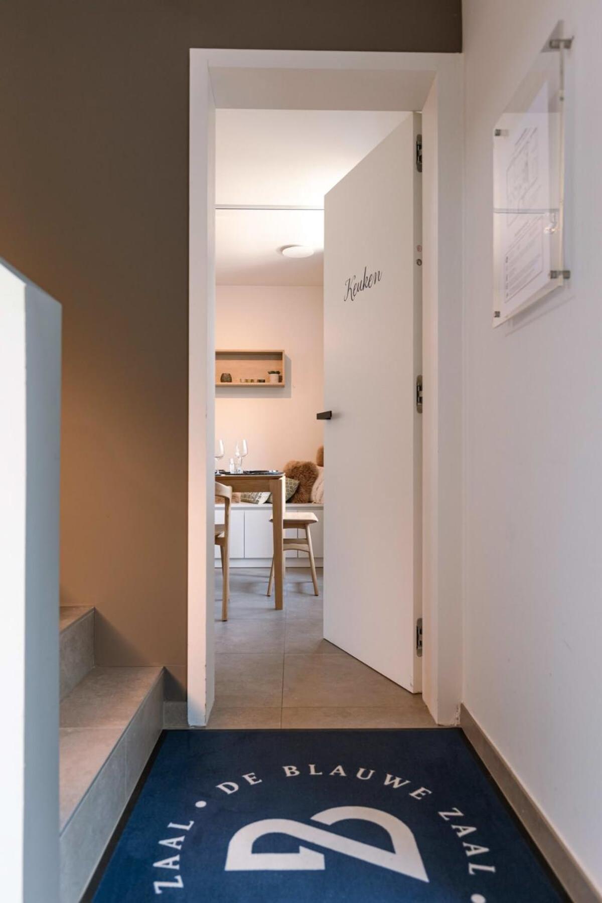 Huswell - Nadia - Family Room At Ranch "De Blauwe Zaal" บรูจส์ ภายนอก รูปภาพ